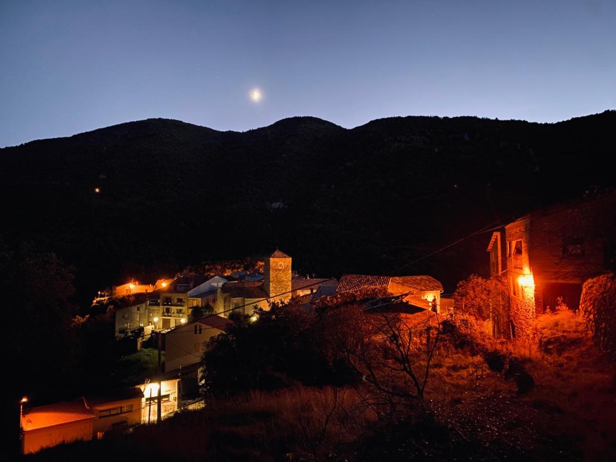 La Fusteria Del Casat Apartment Sarroca de Bellera ภายนอก รูปภาพ