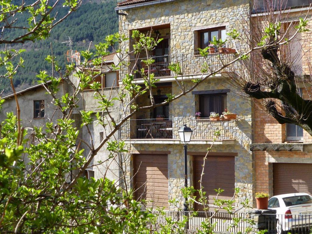 La Fusteria Del Casat Apartment Sarroca de Bellera ภายนอก รูปภาพ
