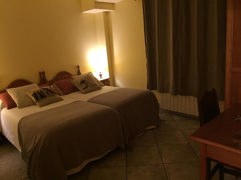 La Fusteria Del Casat Apartment Sarroca de Bellera ภายนอก รูปภาพ
