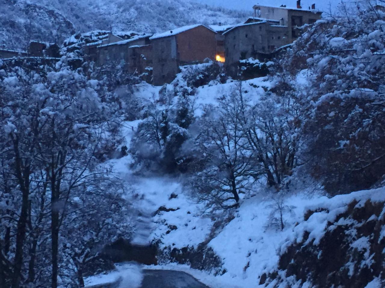 La Fusteria Del Casat Apartment Sarroca de Bellera ภายนอก รูปภาพ